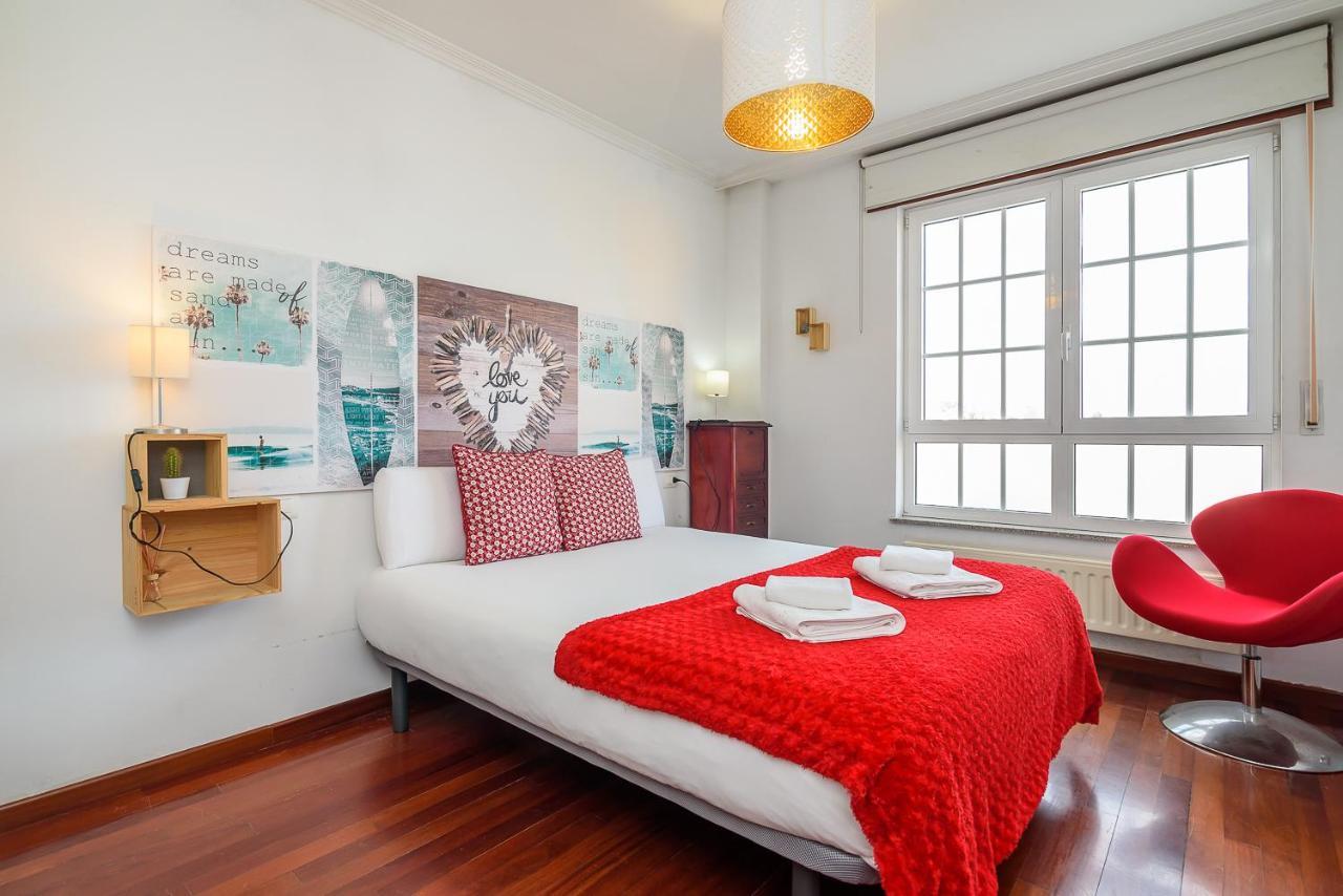 O Faro Apartments Ribadeo Kültér fotó