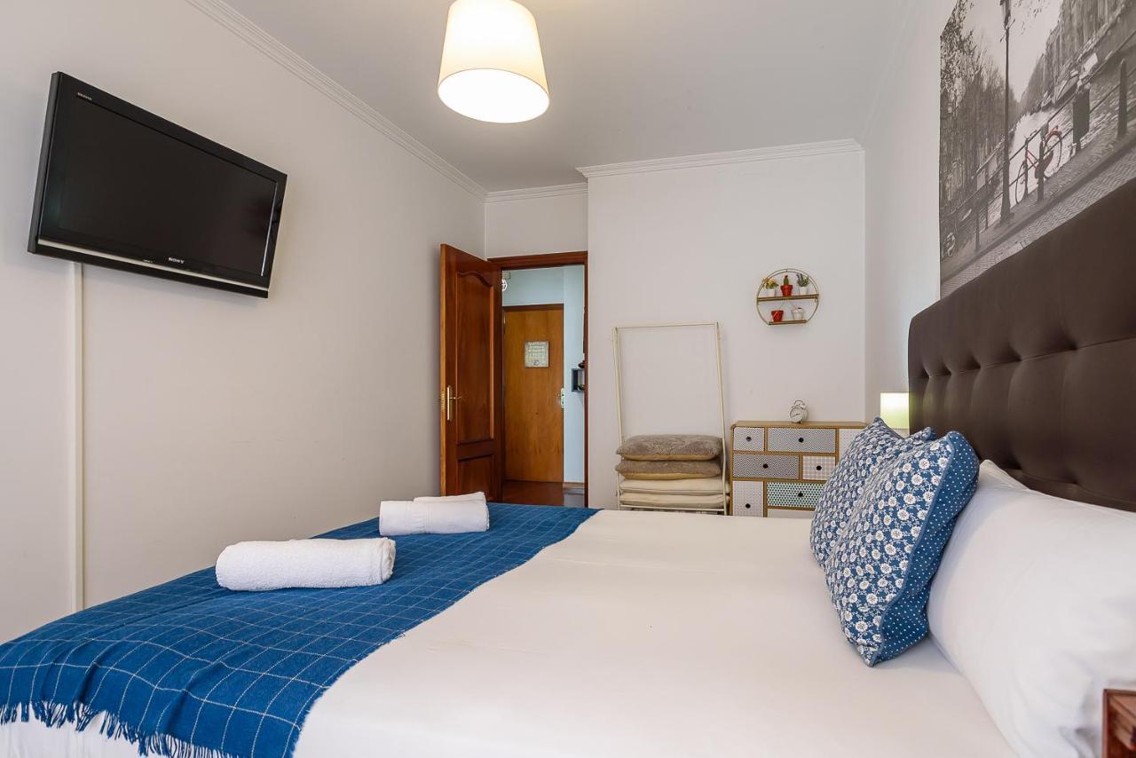O Faro Apartments Ribadeo Kültér fotó