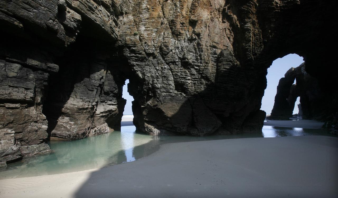 O Faro Apartments Ribadeo Kültér fotó